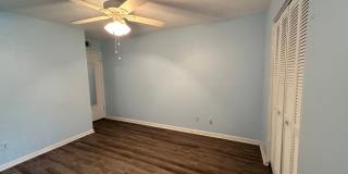 Woodhaven 1st Floor end unit Gallery 23