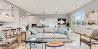 Eagle Creek Apartments Gallery 2