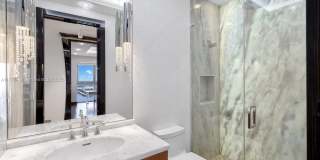 17749 Collins Ave Gallery 20