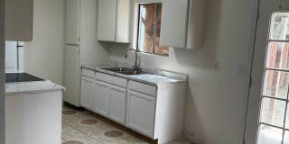 Charming 3BR Home in Stockton Gallery 1