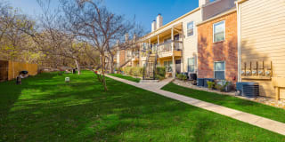 Bridge At Sterling Springs Apartments Gallery 1