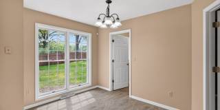 Spacious 4BR House in Columbia Gallery 14