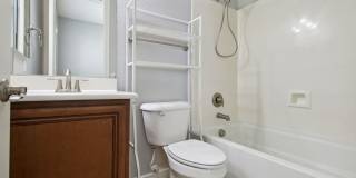 4 Bedroom + Den Single Family in Peoria Gallery 21