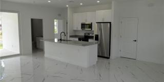 2611 Carol Place Gallery 4