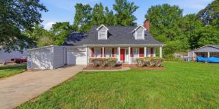 Spacious 4BR with Beautiful Backyard Retreat! Gallery 1