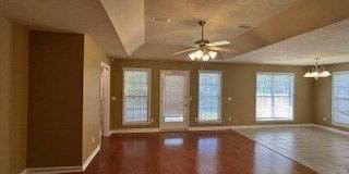 118 SW Lawrenceburg Ct Gallery 6