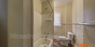 1640 Indianola Avenue Gallery 45