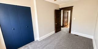 Beautifully Updated 3 Bedroom Home with 2-Car Garage – Prime Columbus Location Gallery 8