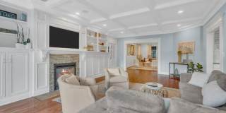 2107 3rd Avenue Gallery 16