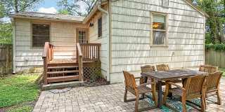 Charming Riverside Home! Gallery 27