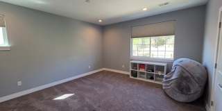 Modern 4 Bedroom 5 Bath Townhome - With Lots of Natural Light and Great Views! Gallery 29