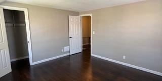 713 S Broadleigh Rd. Gallery 15