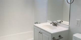 817 S. St. Andrews Pl. Gallery 8