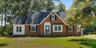 1105 West End Drive Gallery 1