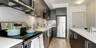 The Met Rockville Gallery 27