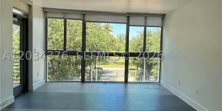 2025 Meridian Ave Gallery 8