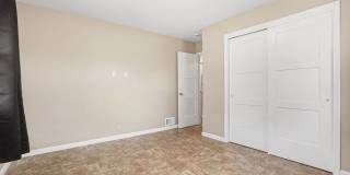 Modern Comfort meets Convenience - 3BR/2BA Duplex Gallery 10
