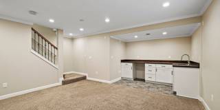 5 Bed 3.5 Bath Home in Maple Hills Available Now!! Gallery 23