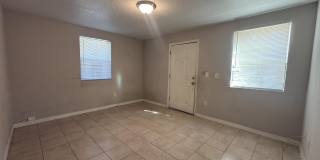 1709 DOT Street Gallery 3