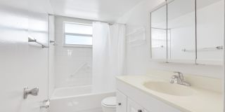 2555 NE 11th Street unit: 804 Gallery 14