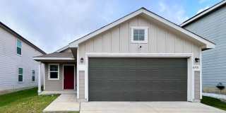 Charming 3-Bedroom, 2-Bathroom Oasis Nestled in the Vibrant Heart of San Antonio, Texas! Gallery 1