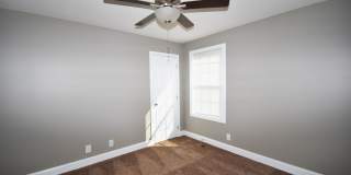 3 Bedroom Pet Friendly Home For Rent in Chalet Hills! Gallery 12