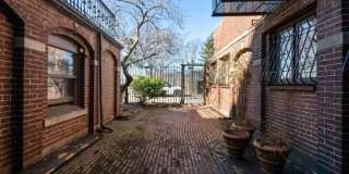 260 Beacon St. Gallery 10
