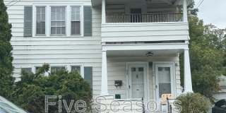 512-514 North Street - 512 Gallery 1