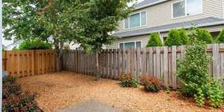 3Bd/2.5Ba in a Well-Liked Bethany Neighborhood ~ Washer/Dryer Included with 2 Car Garage and Fenced Yard!!!! Gallery 18