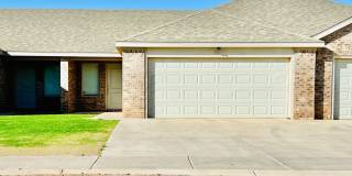 Spacious 3-Bedroom Townhouse Near Texas Tech Gallery 1