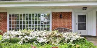 1424 CENTER Road Gallery 4