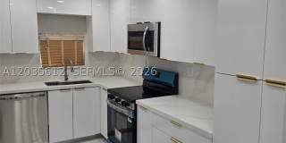 700 S Hollybrook Dr Gallery 2
