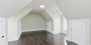 120 Maple Avenue Gallery 15
