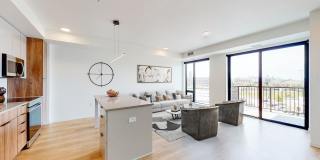 The Mason Gallery 32