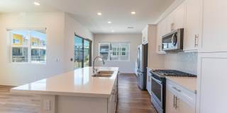 Otay Ranch  3 bd /2 ba Newer Condo w Garage, Laundry + More! Gallery 5