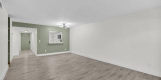 Pierce Beach Premier Apartments at Woodland Condominium Gallery 27