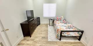 BEAUTIFUL FULLY FURNISHED SOUTHWEST LAS VEGAS HOME IN A PRIME LOCATION Gallery 12