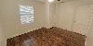 2555 Myra Street Gallery 3