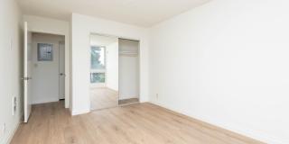 8225 Manitoba Gallery 10