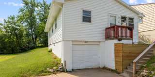3-Bedroom Home For Rent Near Wakonda Elementary – 4655 Curtis Ave Gallery 3
