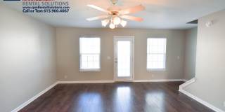 Great 3 bedroom townhome off S. Church! Gallery 3