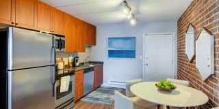 The Green at 9&90 Gallery 41