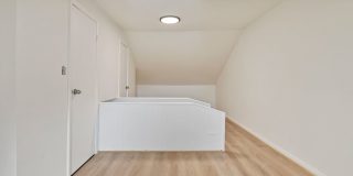 Newly renovated 2 Bed, 1 Bath w/ Bonus Room, Central AC, Laundry - Available September 5th! Gallery 18