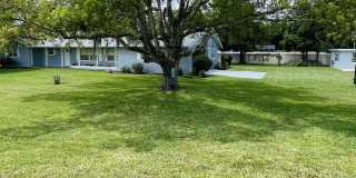 2155 Alafaya Trail Gallery 1