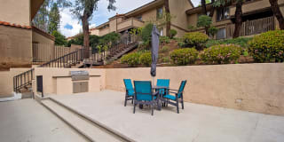 St. Charles Oaks Apartments Gallery 1