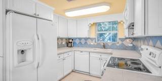 200 Harborview Drive Gallery 10