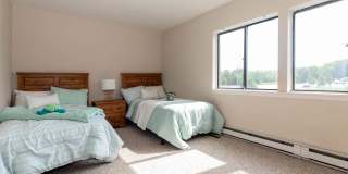 Vandenburgh Place Gallery 18