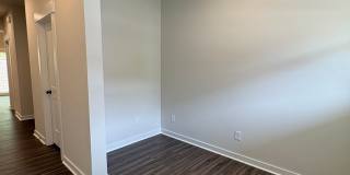 Beautiful End Unit Townhome in Griffith Lakes Gallery 3