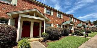 1207 Green Oaks Lane Gallery 1
