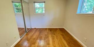 Sweet Spot in Carrboro! Inviting, updated 3br 2ba condo...Walk to Weaver St. & minutes to UNC Sweet Spot in Carrboro! Inviting, updated 3br 2ba condo...Walk to Weaver St. & minutes to UNC Gallery 20